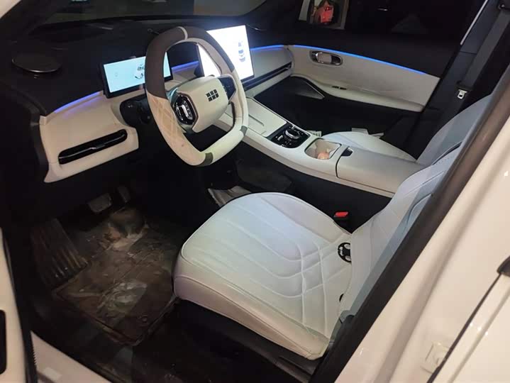 Фото 9 - Geely Galaxy Starship 7