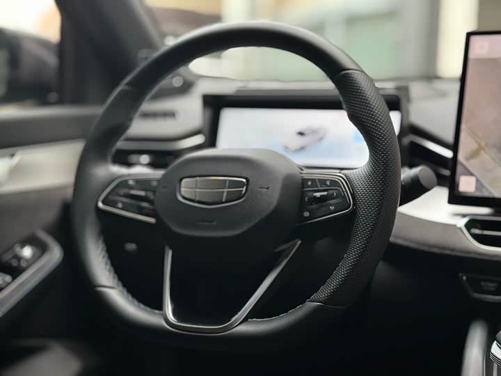 Фото 9 - Geely Preface