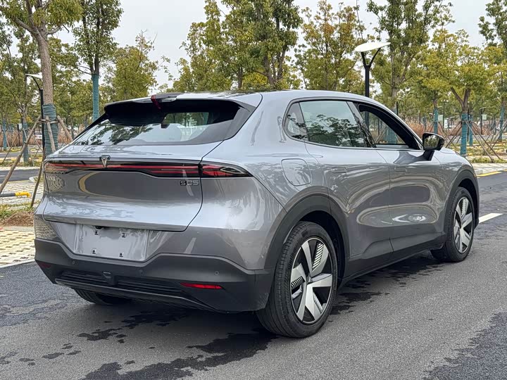 Фото 4 - Changan Deepal S05