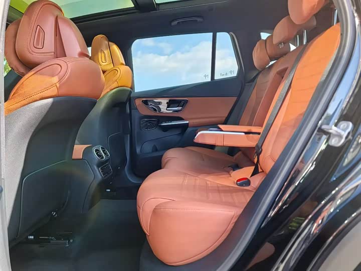 Фото 6 - Mercedes-Benz GLC-Class