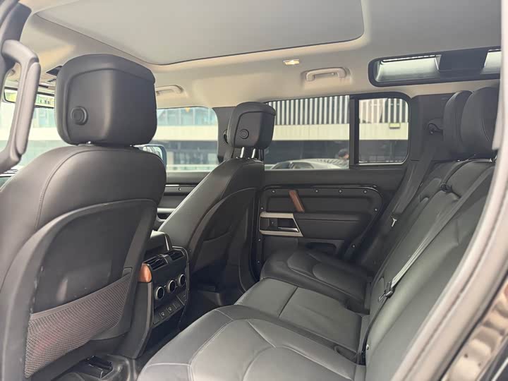 Фото 5 - Land Rover Defender