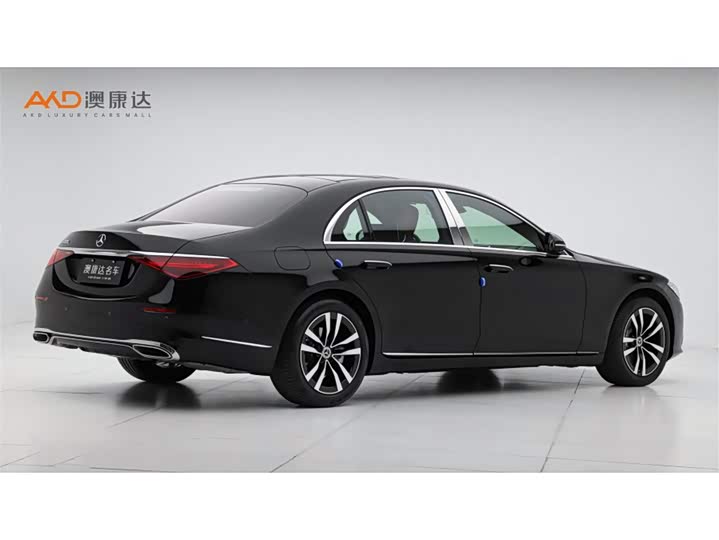 Фото 3 - Mercedes-Benz S-Class