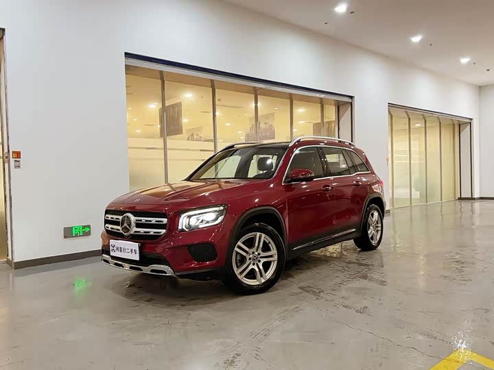 Фото 1 - Mercedes-Benz GLB-Class