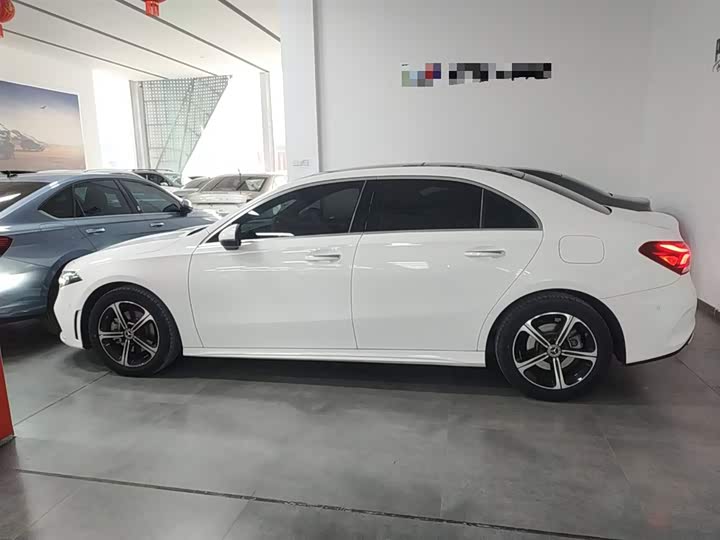 Фото 5 - Mercedes-Benz A-Class