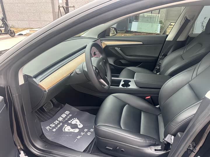 Фото 5 - Tesla Model 3