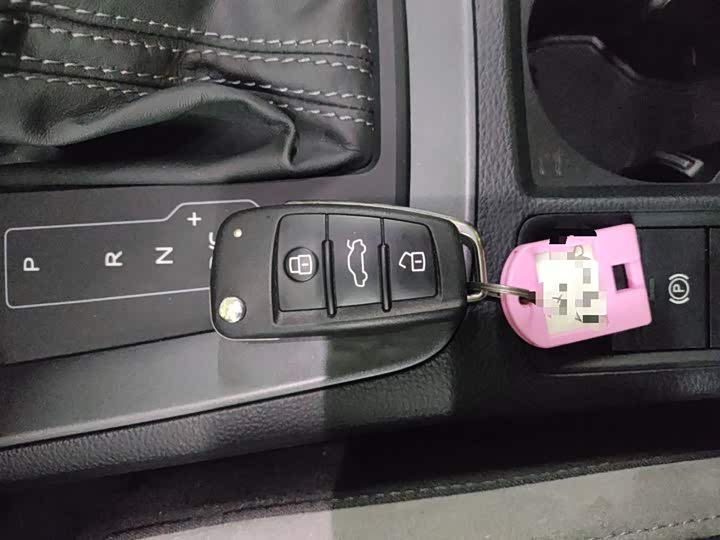 Фото 9 - Audi Q3