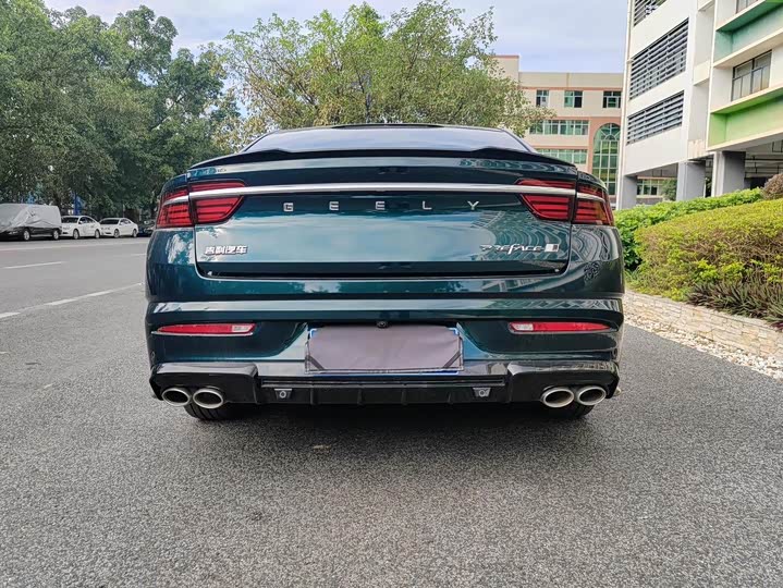 Фото 9 - Geely Preface