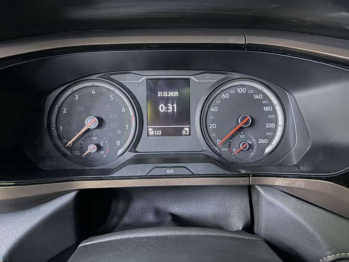 Фото 5 - Volkswagen Tharu