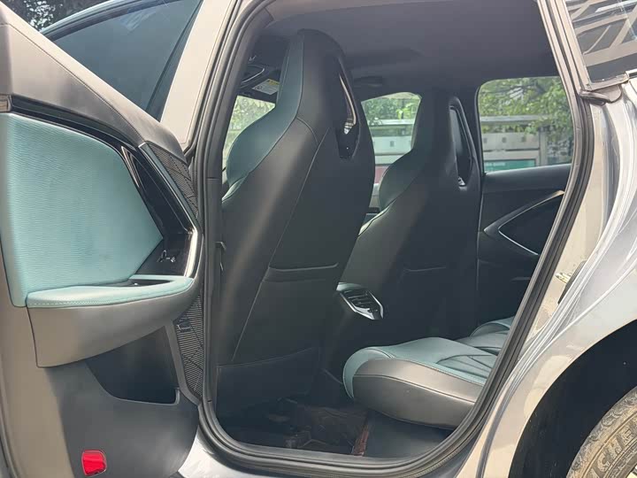 Фото 8 - MG Motor 7