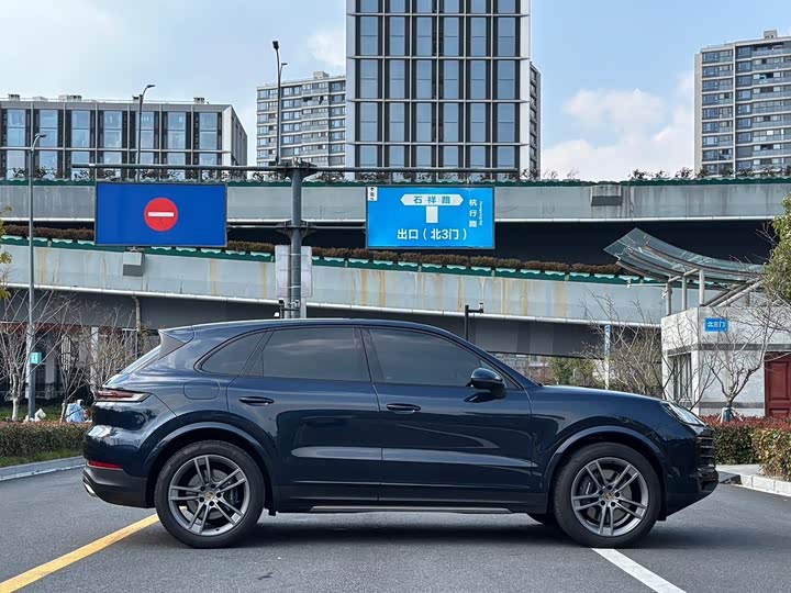 Фото 4 - Porsche Cayenne