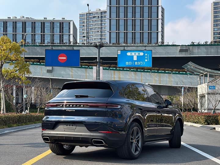 Фото 7 - Porsche Cayenne