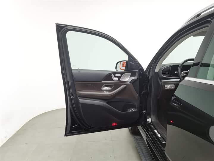 Фото 8 - Mercedes-Benz GLE-Class