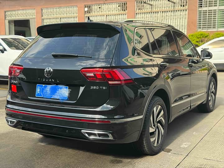 Фото 5 - Volkswagen Tiguan L Pro