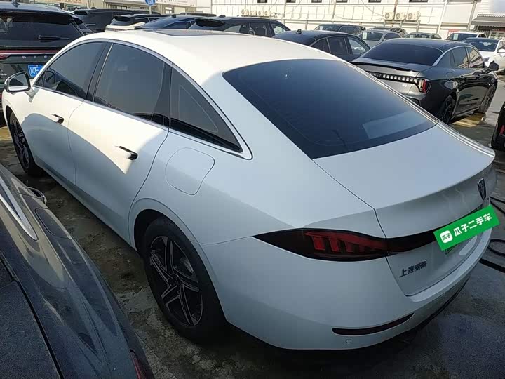 Фото 5 - Roewe D7