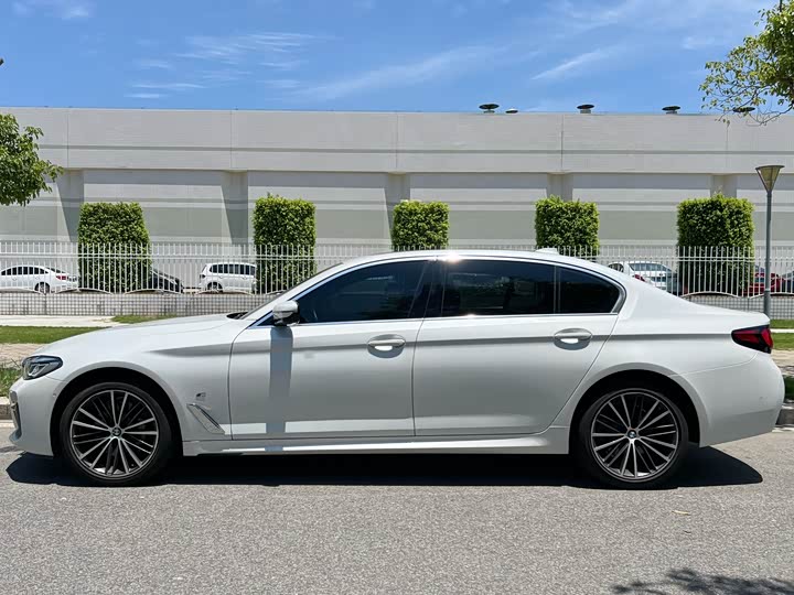 Фото 7 - BMW 5 Series