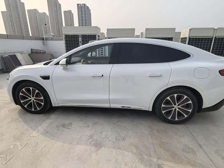 Фото 3 - Luxeed R7