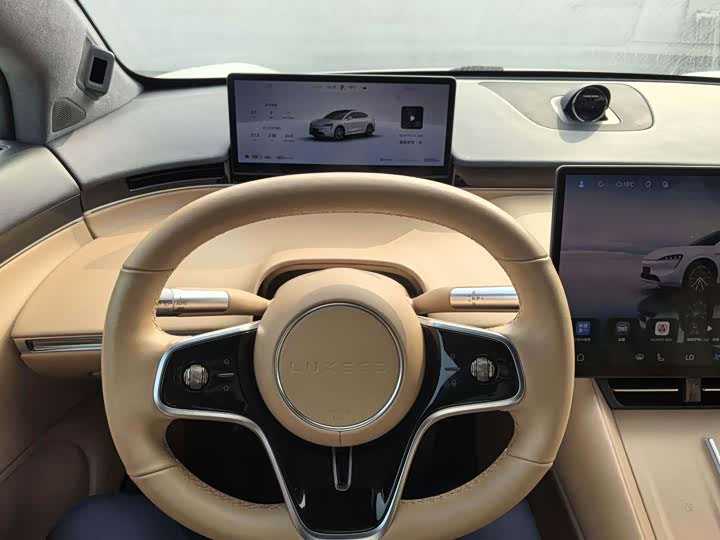 Фото 5 - Luxeed R7