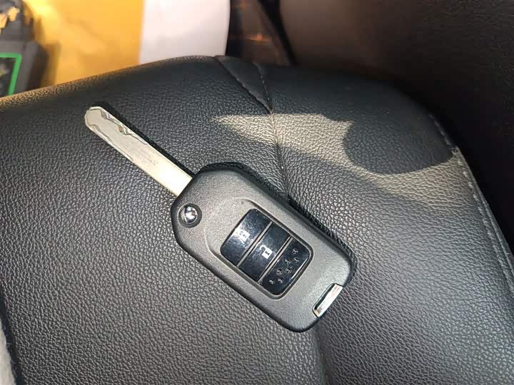 Фото 9 - Honda Breeze