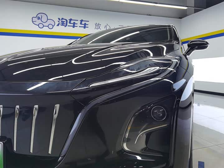 Фото 5 - Hongqi E-QM5