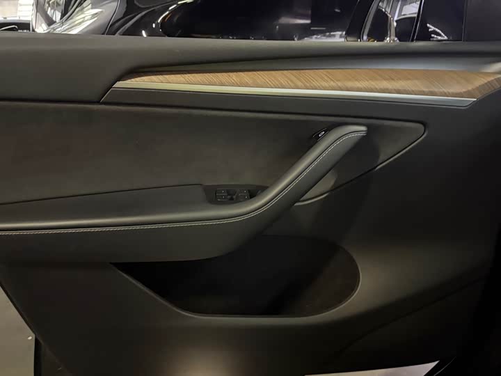 Фото 5 - Tesla Model Y