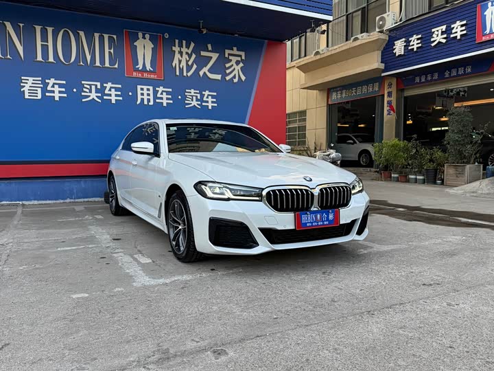 Фото 3 - BMW 5 Series