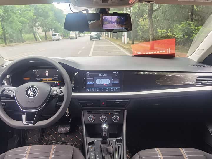 Фото 6 - Volkswagen Lavida