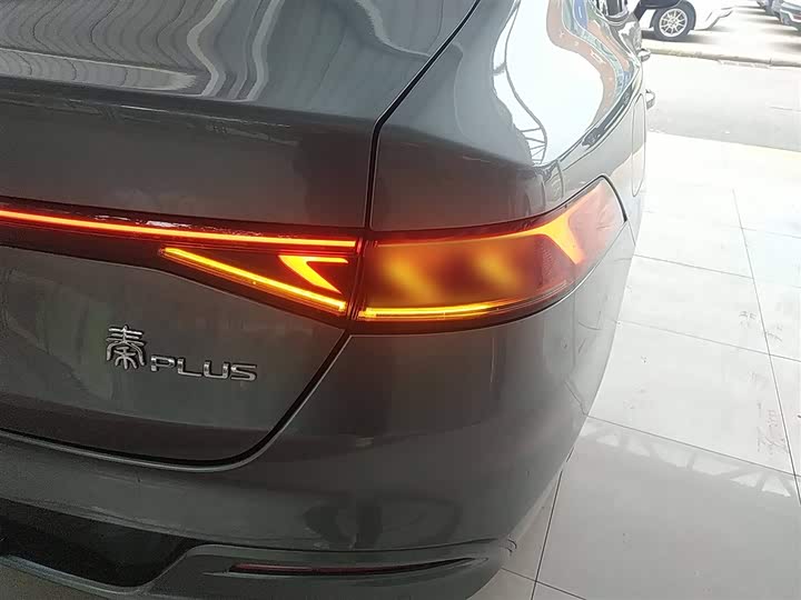 Фото 8 - BYD Qin Plus