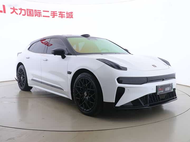 Фото 3 - Zeekr 001