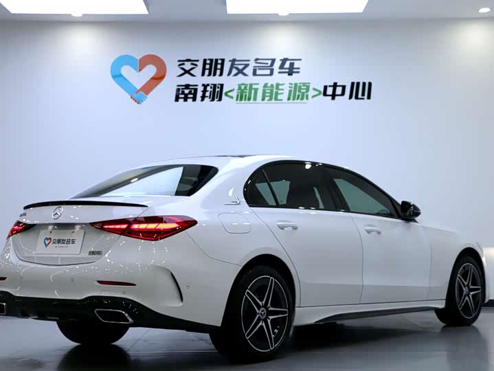 Фото 6 - Mercedes-Benz C-Class