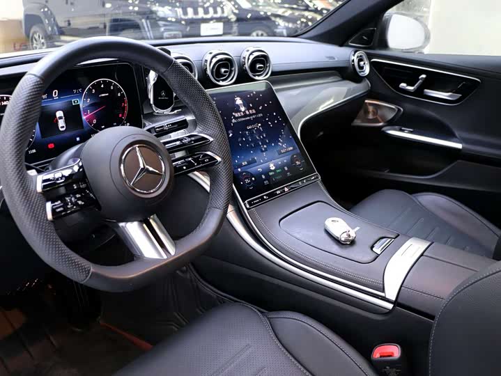 Фото 9 - Mercedes-Benz C-Class
