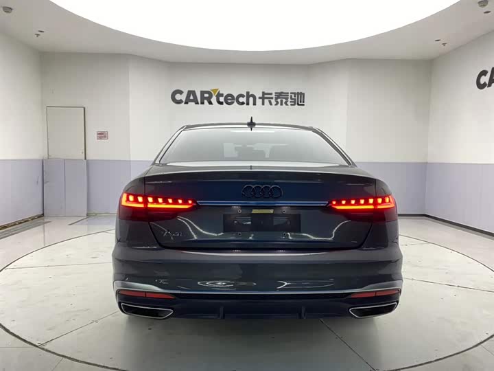 Фото 6 - Audi A4L