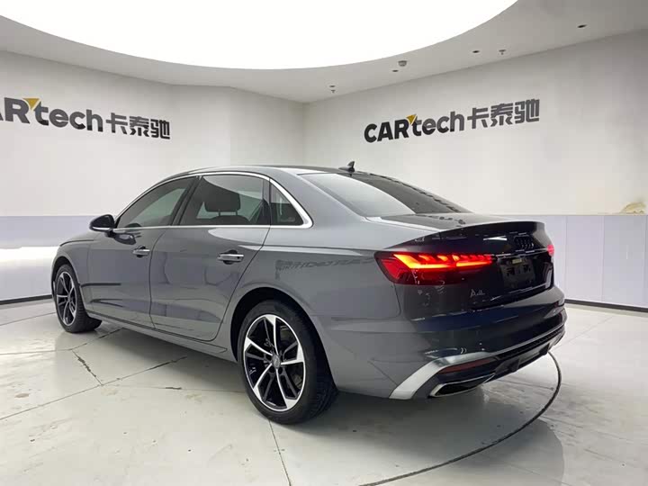 Фото 7 - Audi A4L