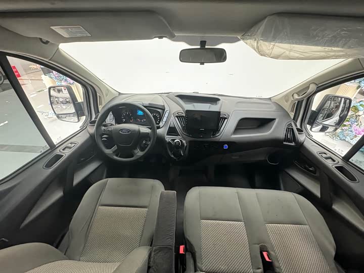 Фото 9 - Ford Transit