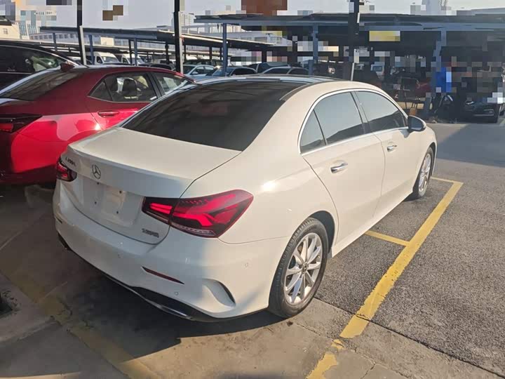 Фото 7 - Mercedes-Benz A-Class