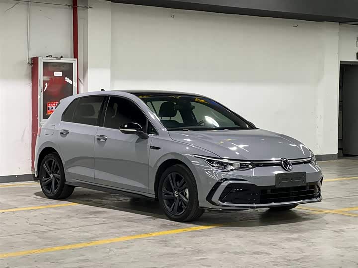 Фото 3 - Volkswagen Golf