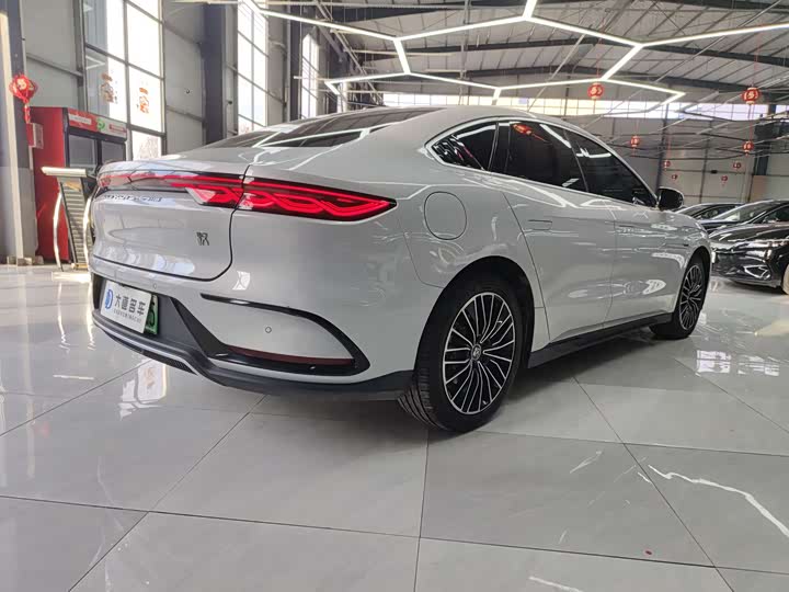 Фото 5 - BYD Han