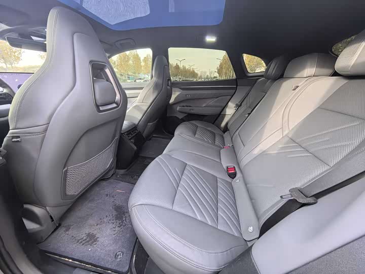 Фото 5 - Zeekr 001