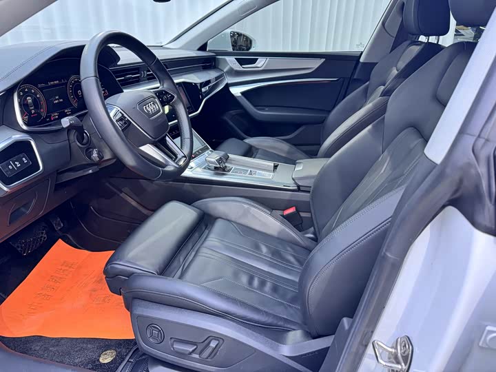 Фото 9 - Audi A7