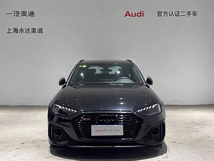 Фото 2 - Audi RS 4