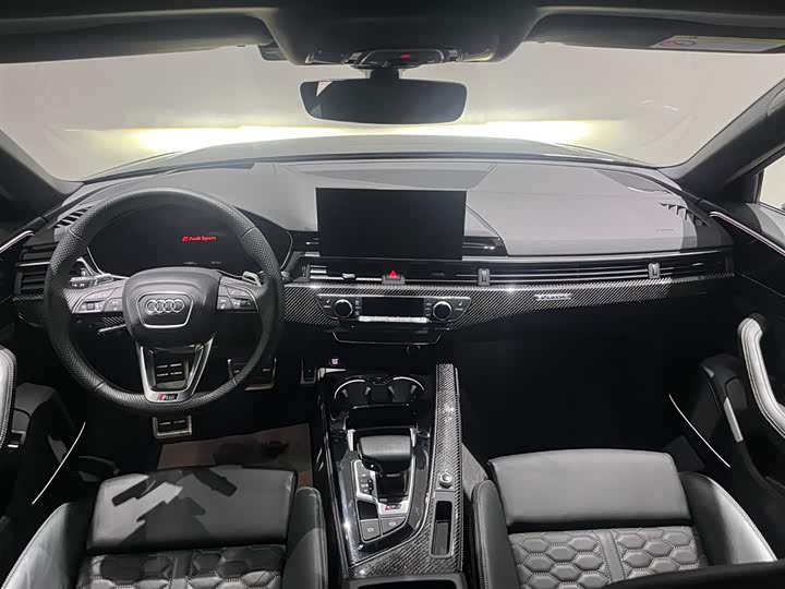 Фото 6 - Audi RS 4