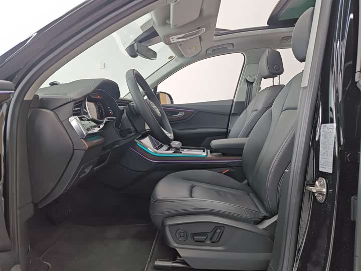 Фото 6 - Audi Q7