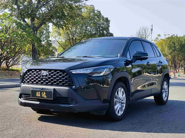 Фото 1 - Toyota Corolla Cross