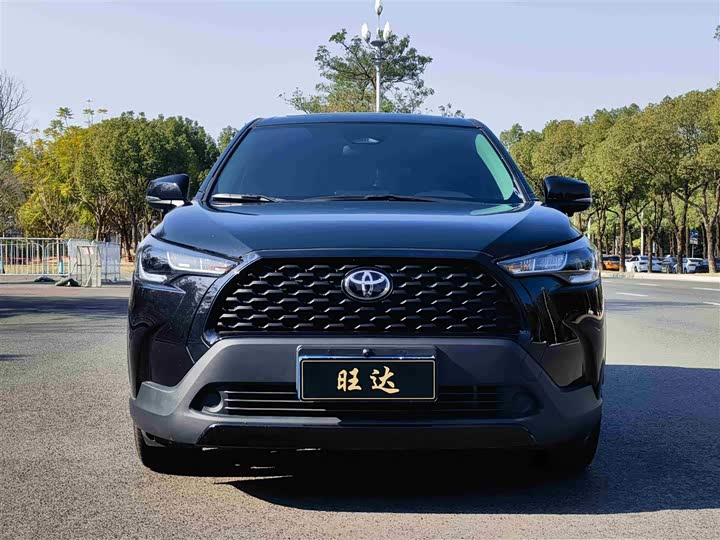 Фото 2 - Toyota Corolla Cross