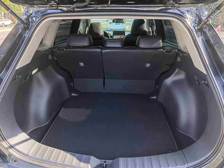 Фото 9 - Toyota Corolla Cross