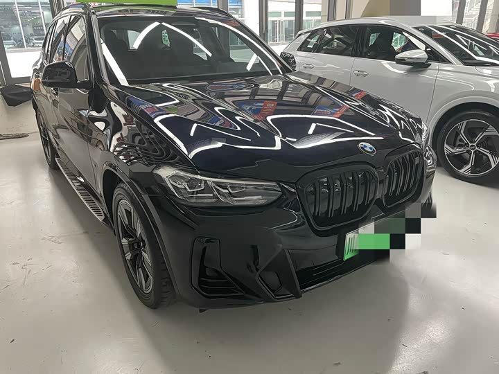 Фото 2 - BMW iX3