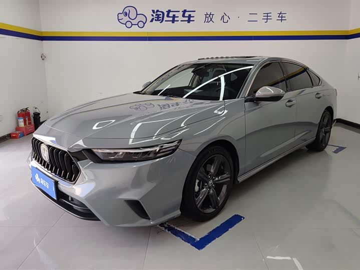 Фото 1 - Honda Inspire