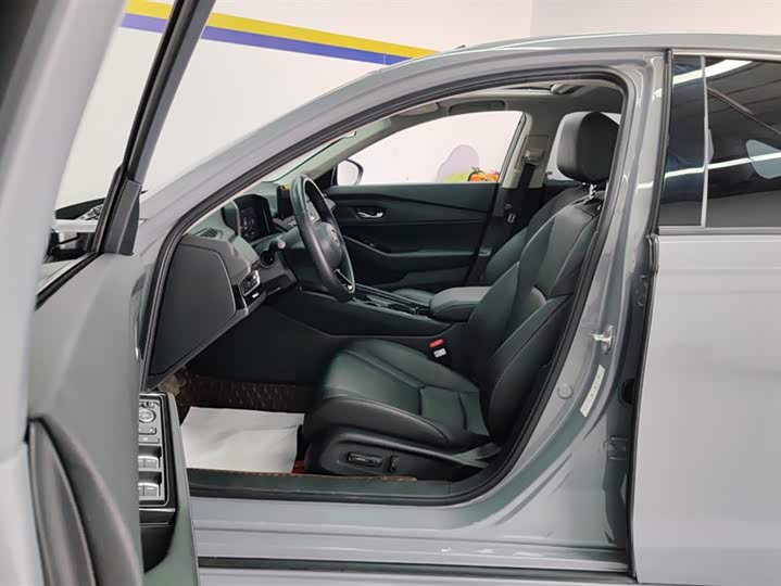 Фото 9 - Honda Inspire