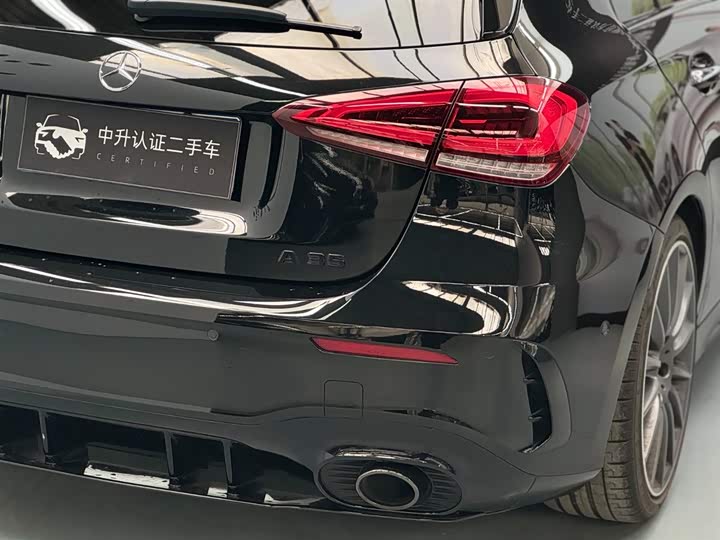 Фото 5 - Mercedes-Benz A-Class AMG