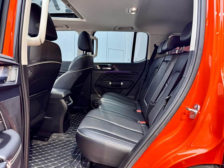 Фото 9 - Tank 300