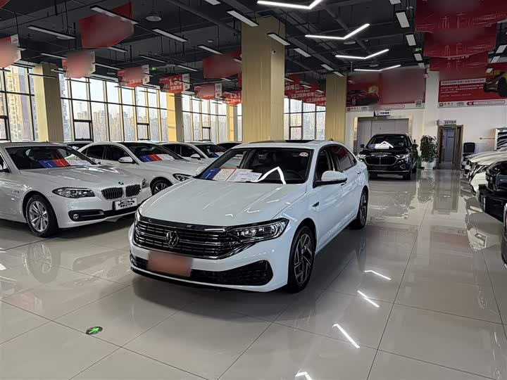 Фото 2 - Volkswagen Sagitar L